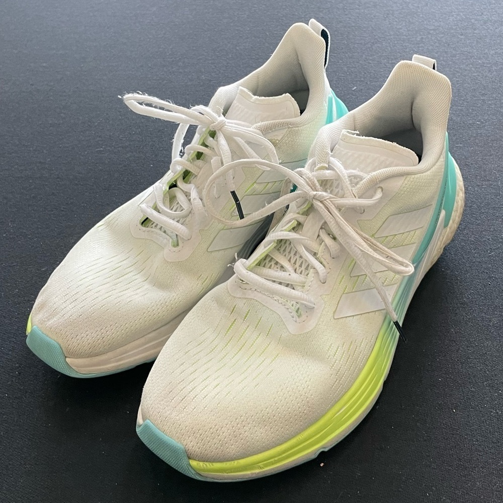 Women’s Response Super Sneaker size 9 - Picture 2 of 8